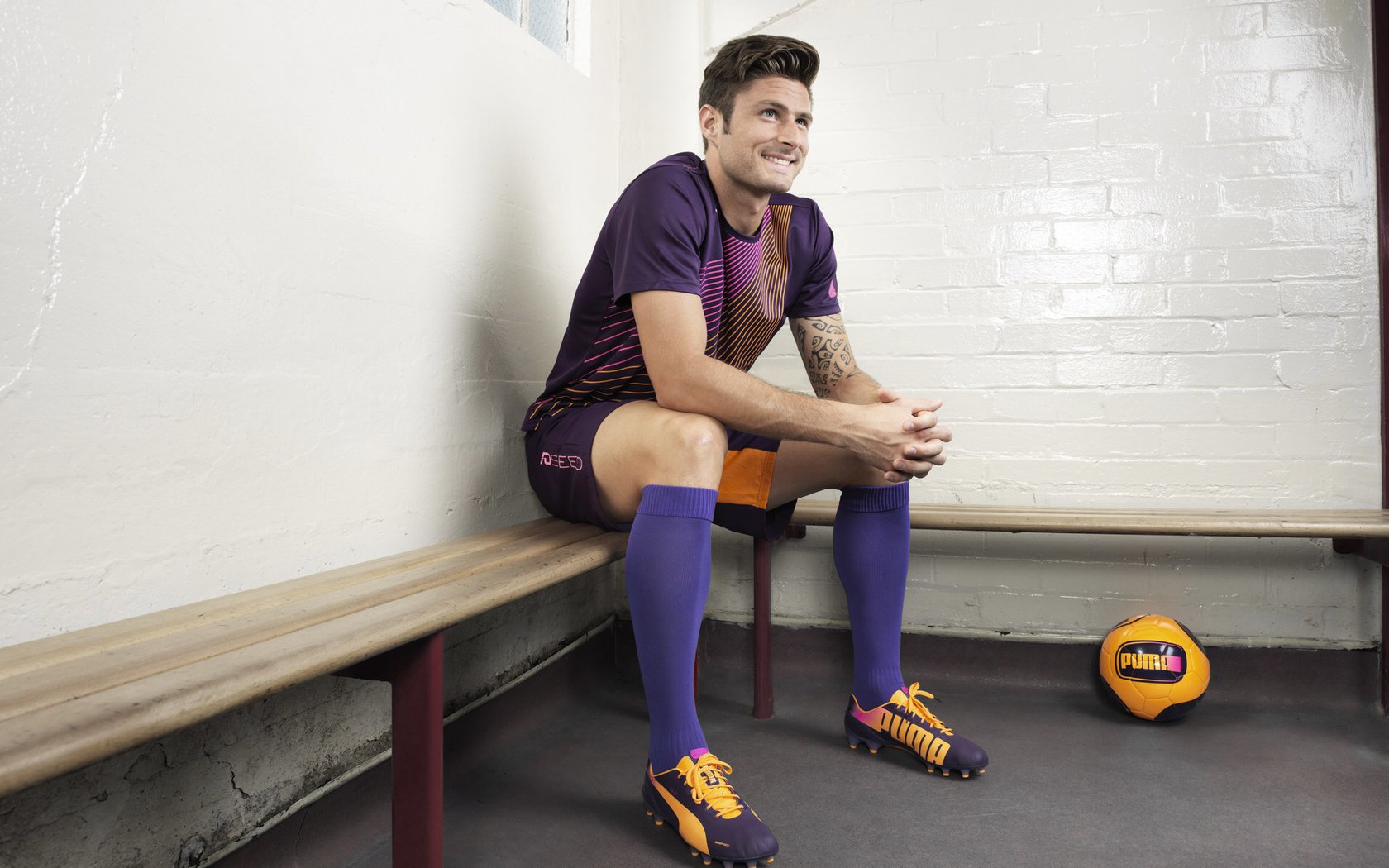 悉尼FC客场折戟，晋级前景黯淡，悉尼fc主场球衣